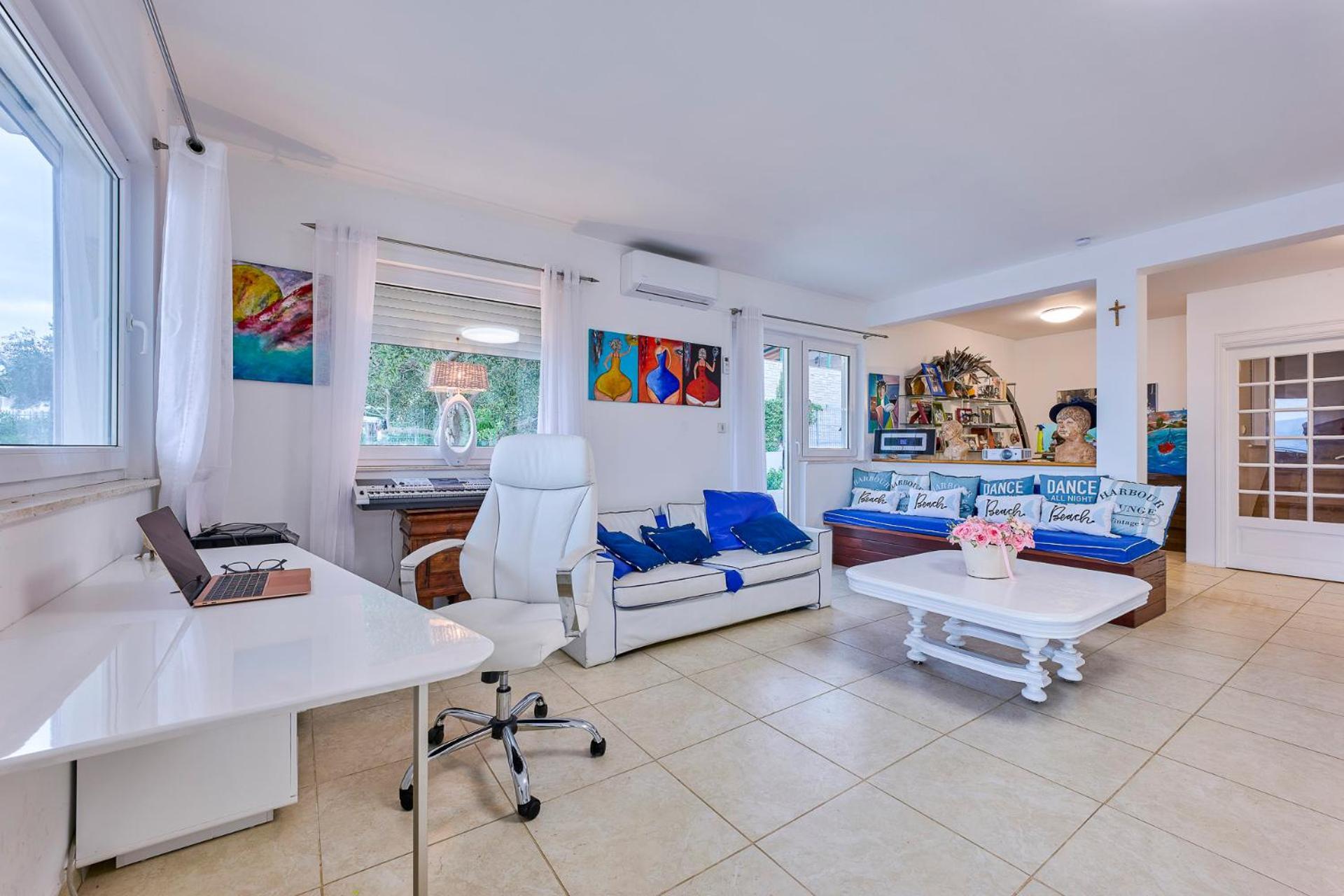Villa Unique Sur La Plage Pour Des Vacances Inoubliables En Famille Ou Entre Amis Pour 10 Personnes Slatine Εξωτερικό φωτογραφία