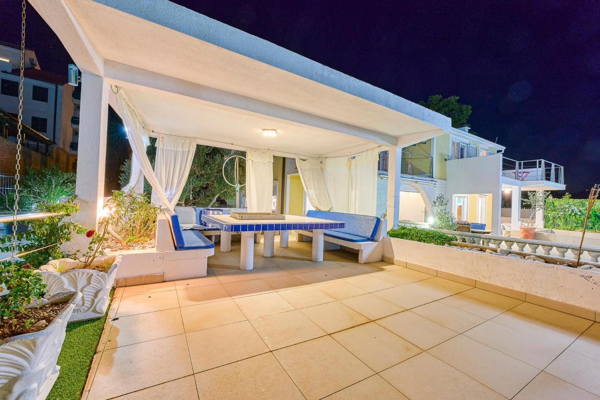 Villa Unique Sur La Plage Pour Des Vacances Inoubliables En Famille Ou Entre Amis Pour 10 Personnes Slatine Εξωτερικό φωτογραφία